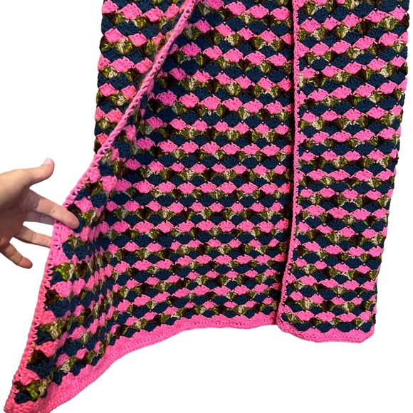 Fun Handknit Crocheted Mermaid Tail Afghan Blanket Adult Size - Picture 7 of 11